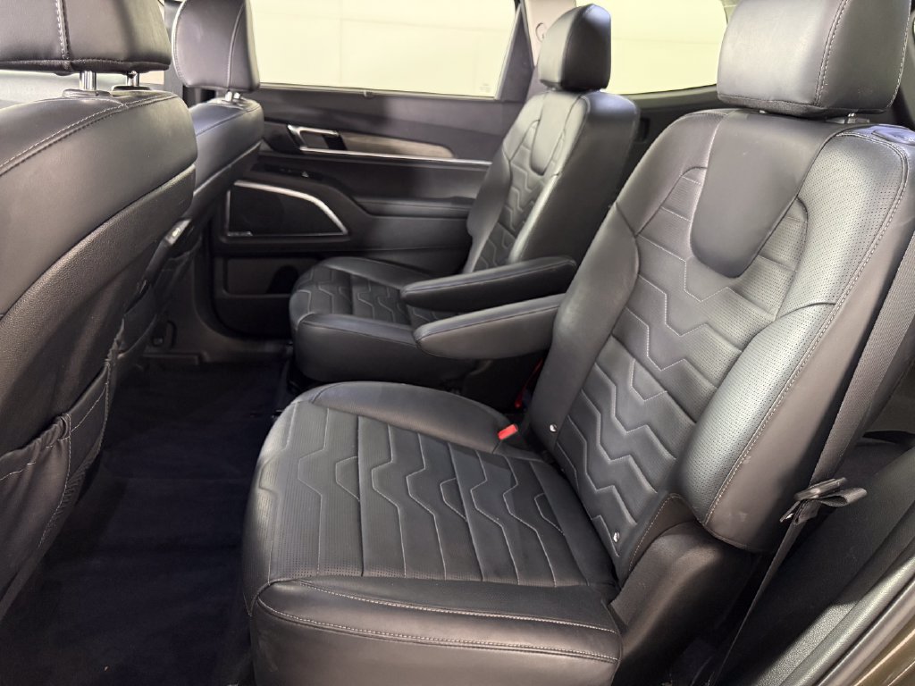Used 2022 Kia Telluride SX w/ SX Prestige Package AWD/4WD image 13