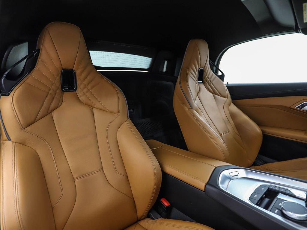 Used 2020 BMW Z4 M40i w/ Executive Package image 23