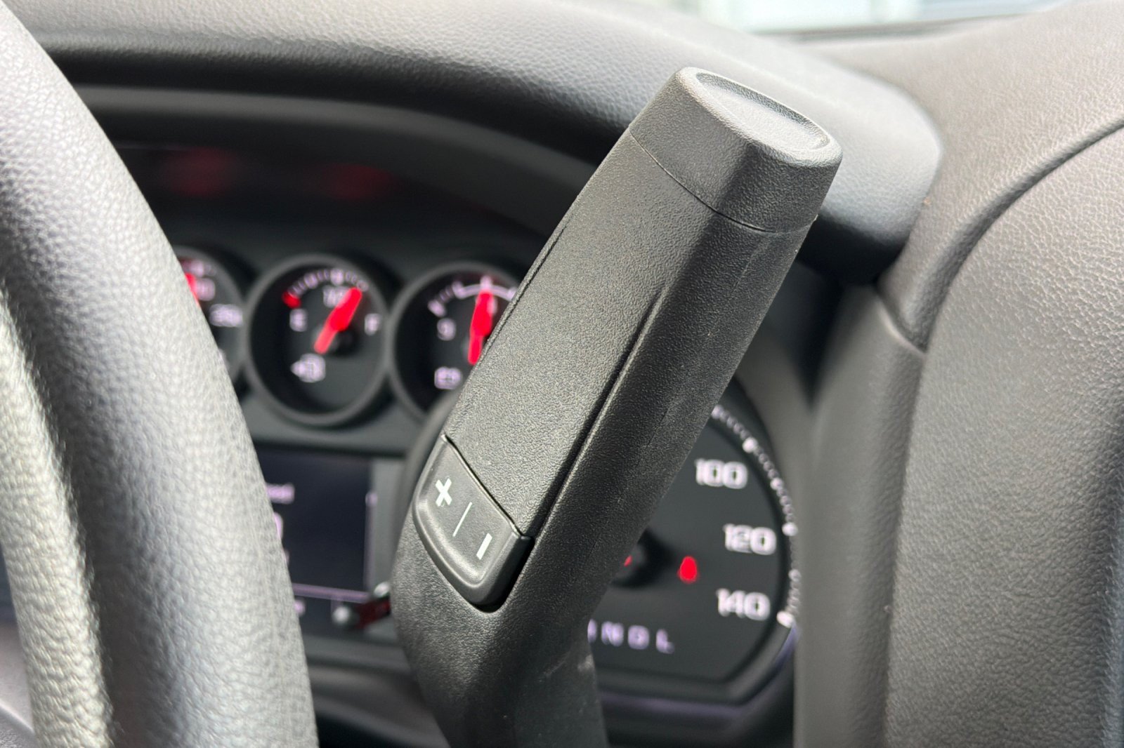 Used 2025 Chevrolet Silverado 1500 Custom AWD/4WD image 17