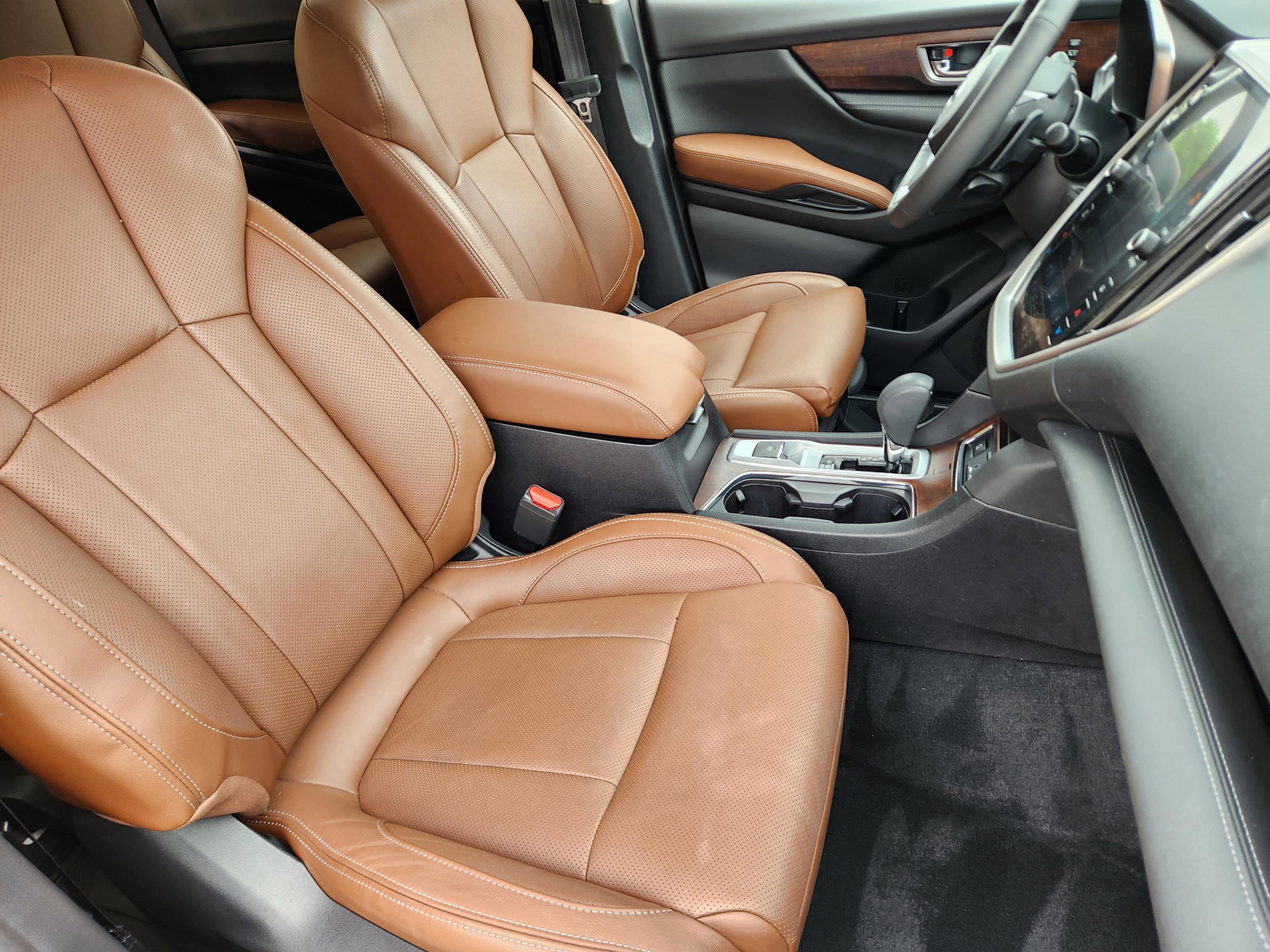 Used 2023 Subaru Ascent Touring image 6