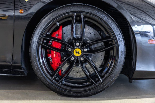 Used 2018 Ferrari 488 Spider RWD image 31