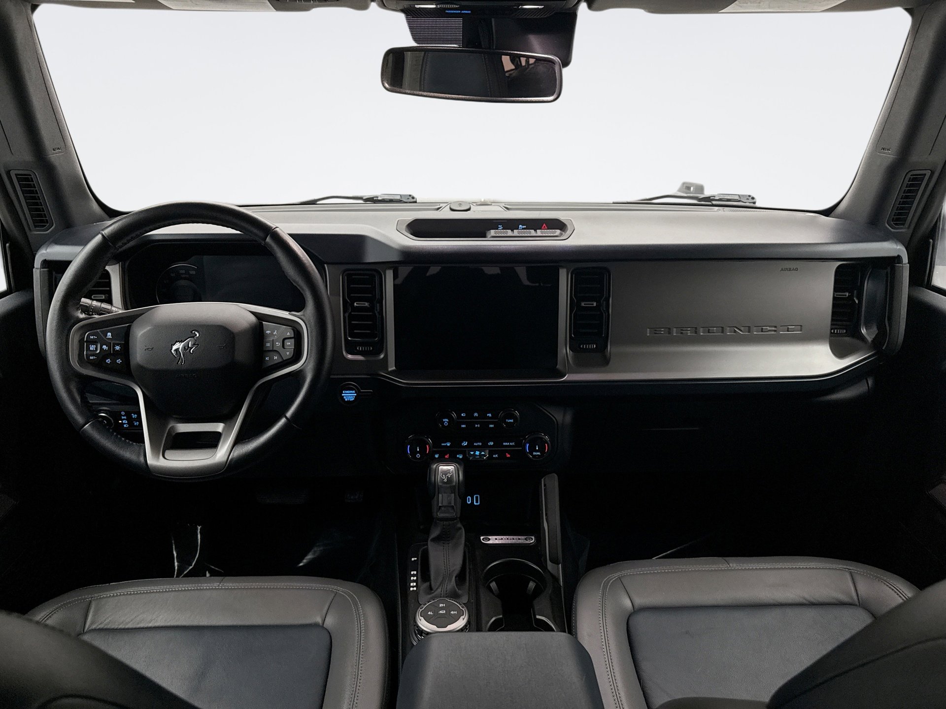 Used 2022 Ford Bronco Outer Banks image 14