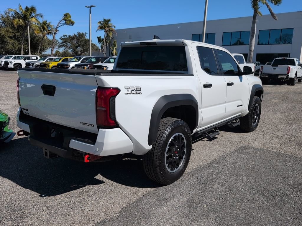 Used 2025 Toyota Tacoma TRD Off-Road w/ TRD Off Road Upgrade Package image 3