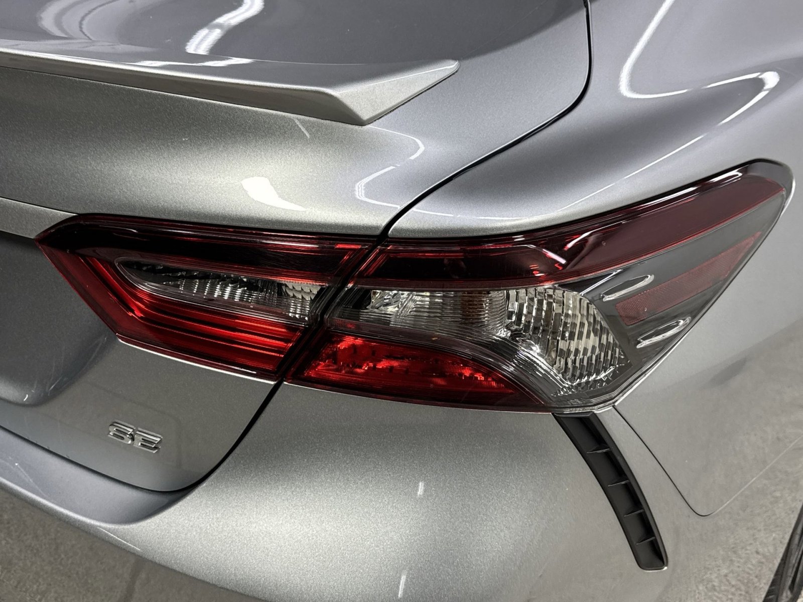 Used 2022 Toyota Camry SE image 29