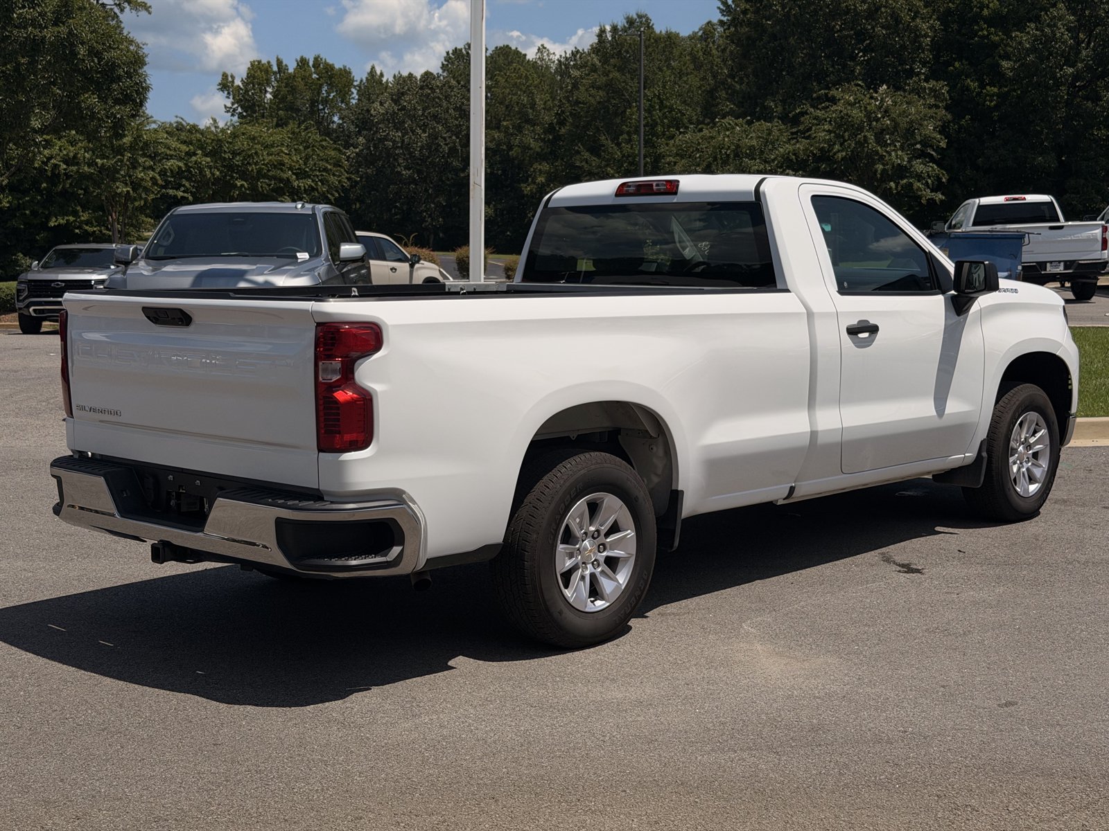 Used 2025 Chevrolet Silverado 1500 W/T RWD image 10
