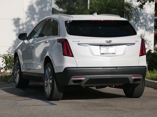 Certified 2024 Cadillac XT5 Premium Luxury FWD image 3