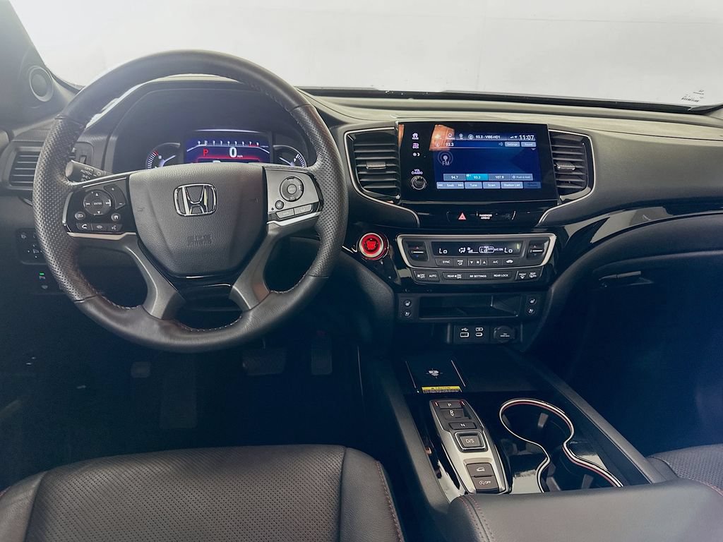 Certified 2024 Honda Passport Black Edition image 22