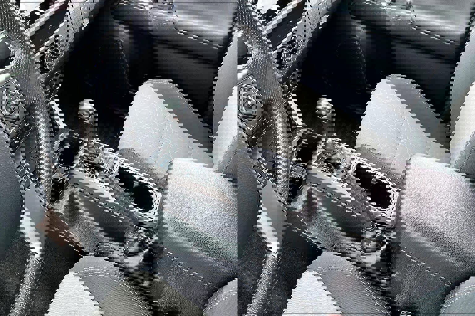 Used 2020 Toyota Tacoma TRD Off-Road AWD/4WD image 15