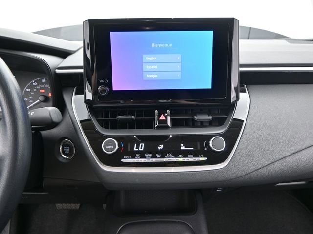 Used 2025 Toyota Corolla LE w/ Convenience Package image 6