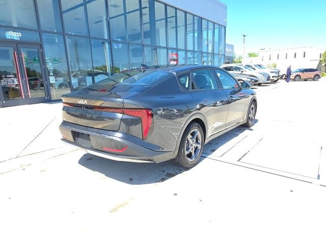 Used 2025 Kia K4 FWD image 4