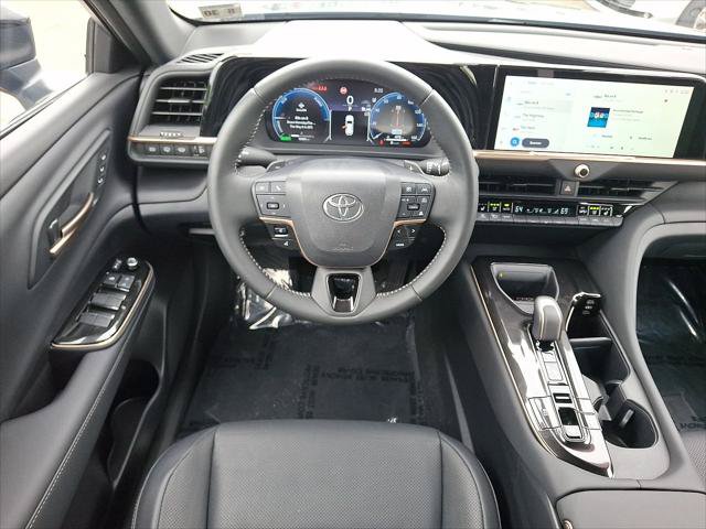 Certified 2025 Toyota Crown Signia AWD/4WD image 22