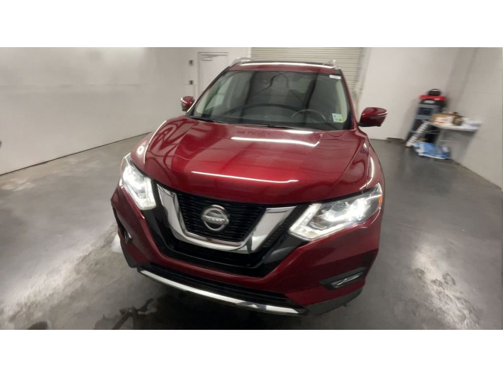 Used 2019 Nissan Rogue SL w/ Premium Package image 3