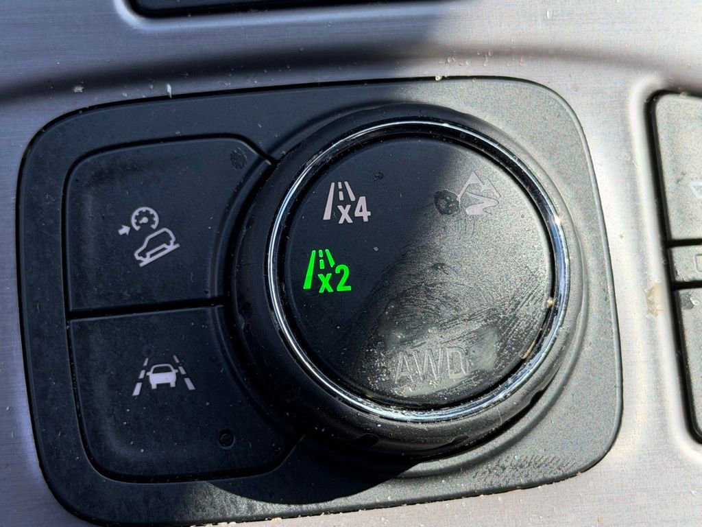 Used 2024 GMC Terrain AT4 w/ Tech Package image 17