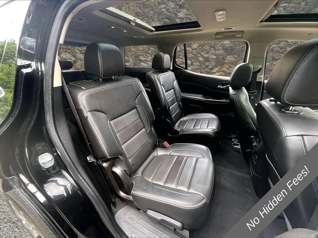Used 2022 GMC Acadia Denali w/ Denali Technology Package AWD/4WD image 24
