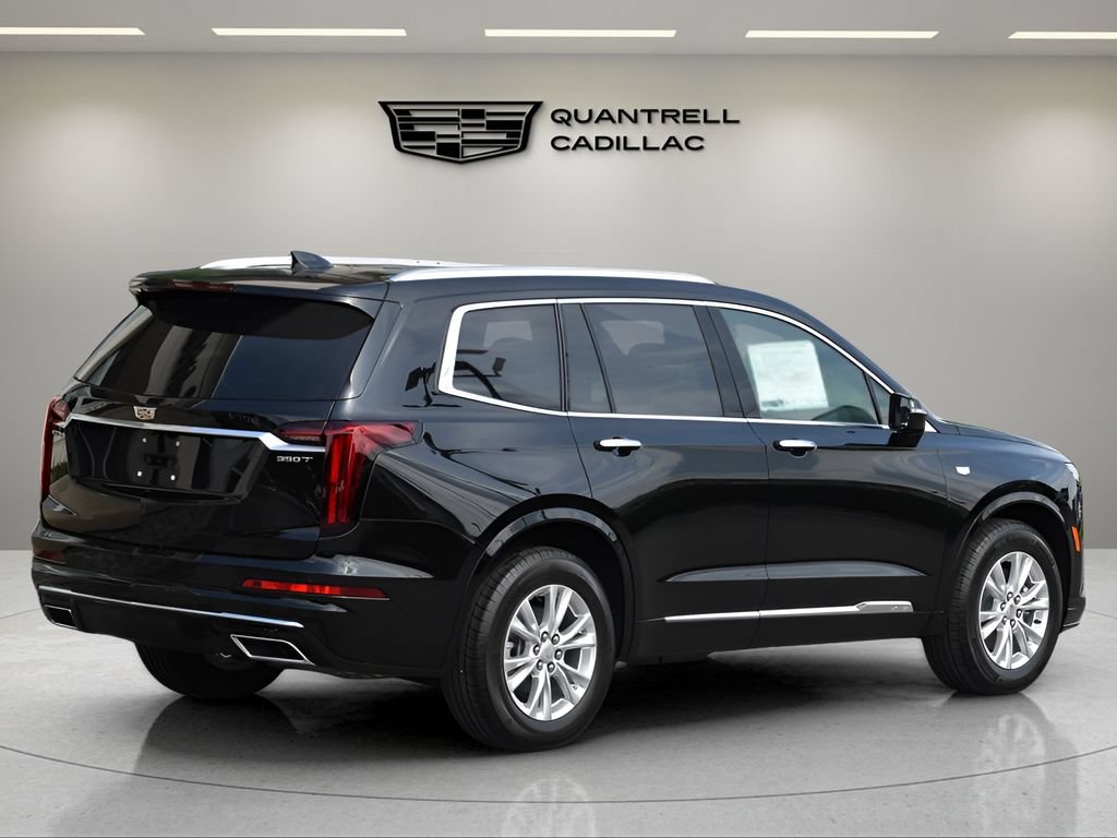New 2025 Cadillac XT6 Luxury FWD image 4