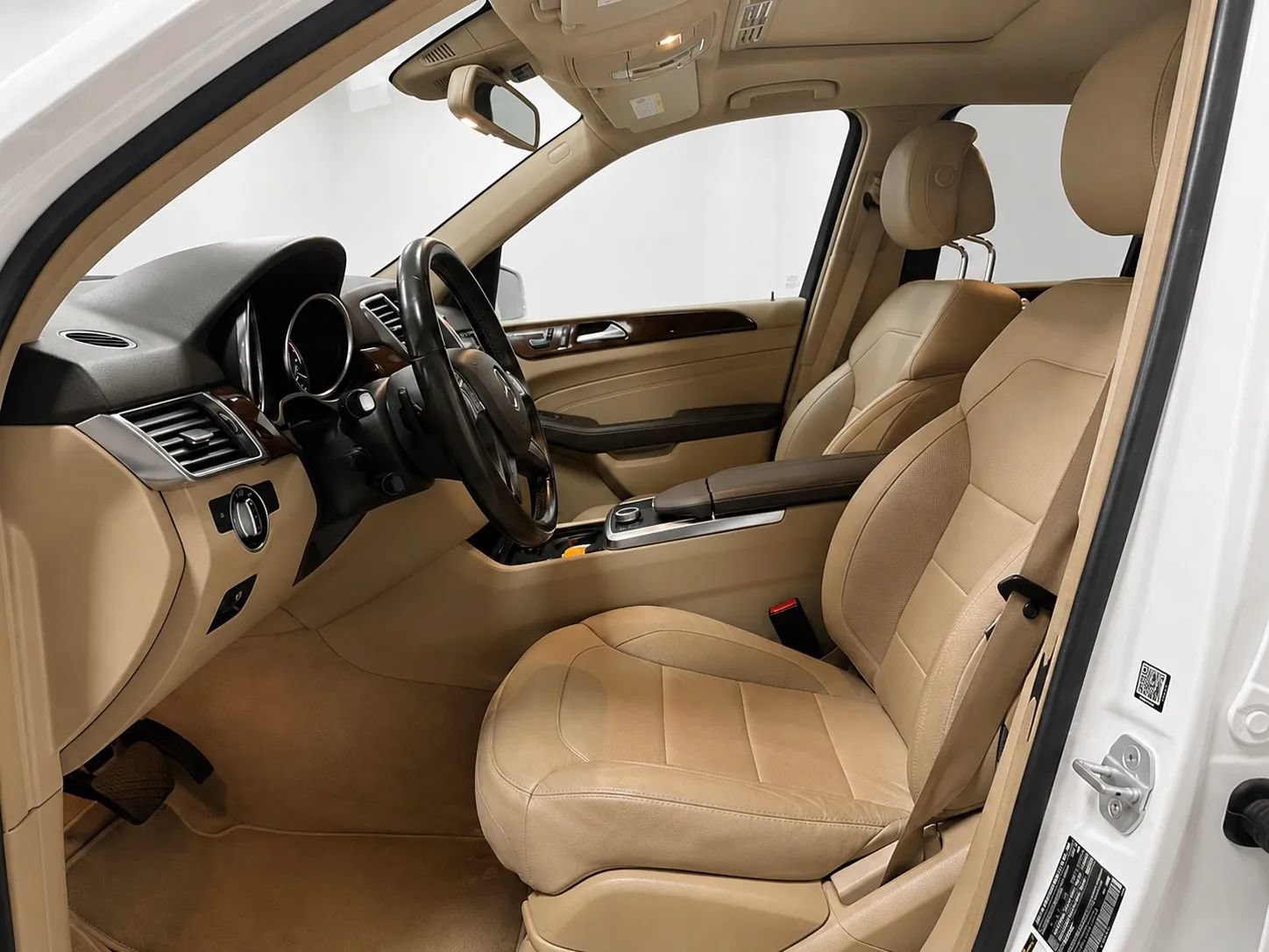 Used 2015 Mercedes-Benz ML 250 BlueTEC 4MATIC image 9