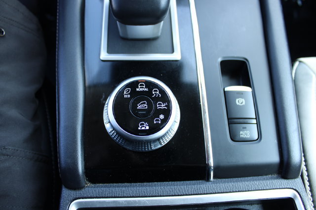 Used 2024 Mitsubishi Outlander SE AWD/4WD image 32