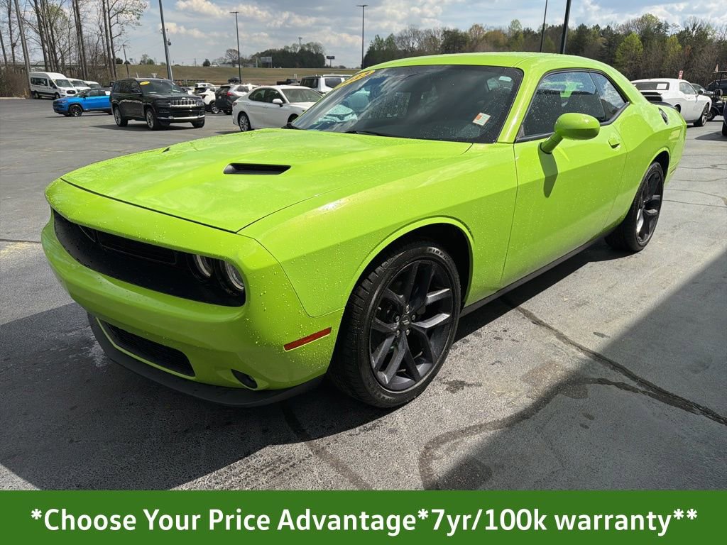 Certified 2023 Dodge Challenger SXT w/ Blacktop Package image 6
