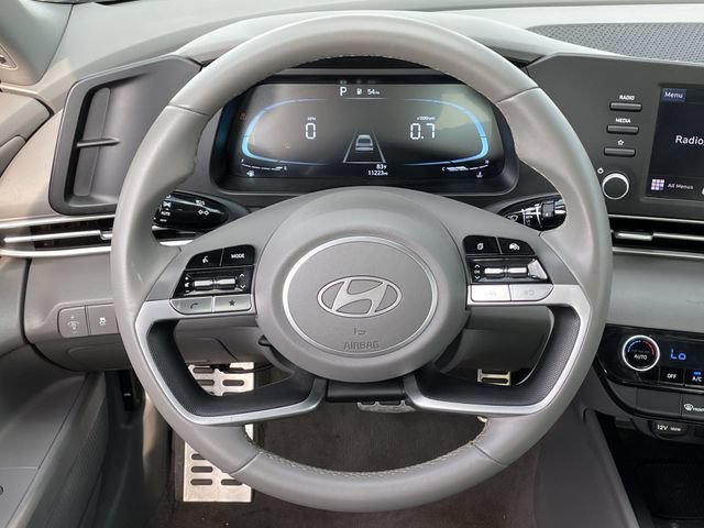 Used 2026 Hyundai Elantra Sport w/ Cargo Package FWD image 11