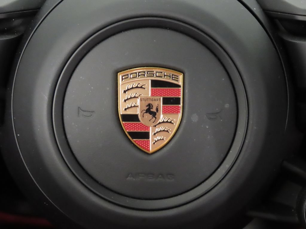 Certified 2026 Porsche Cayenne E-Hybrid Coupe AWD/4WD image 21