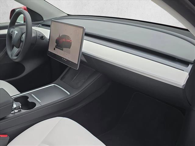 Used 2023 Tesla Model Y Long Range image 22