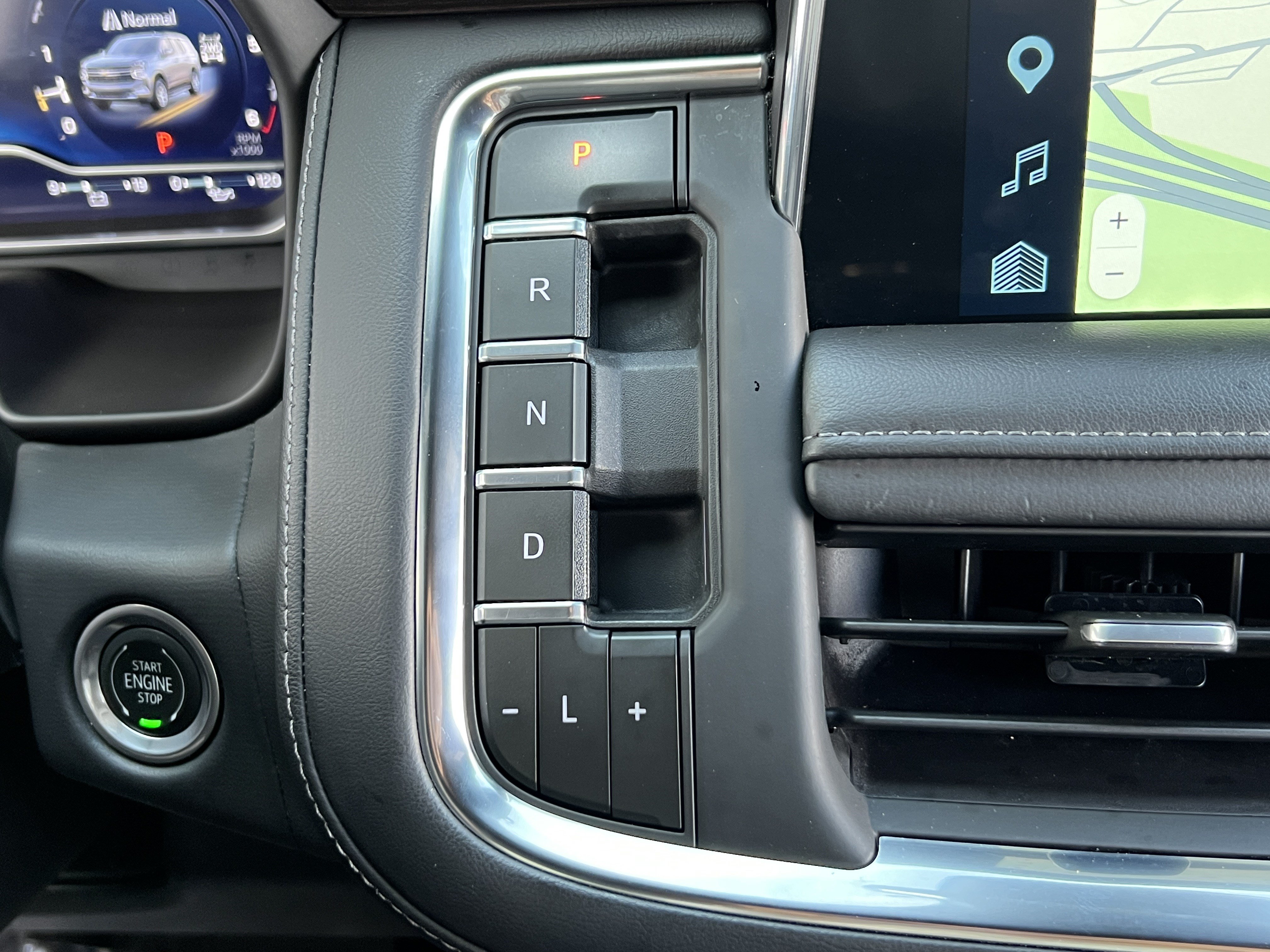 Used 2023 Chevrolet Tahoe LT AWD/4WD image 33