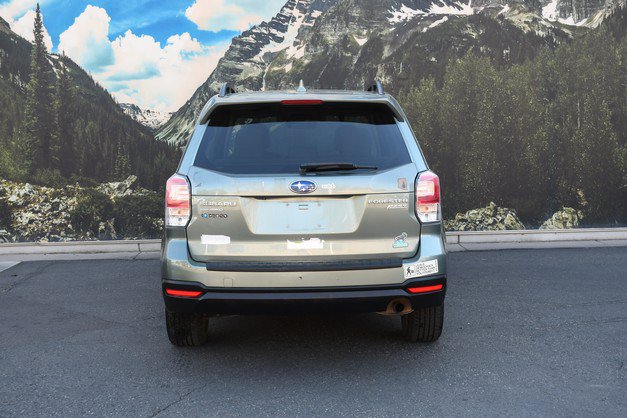 Used 2017 Subaru Forester 2.5i Premium AWD/4WD image 5