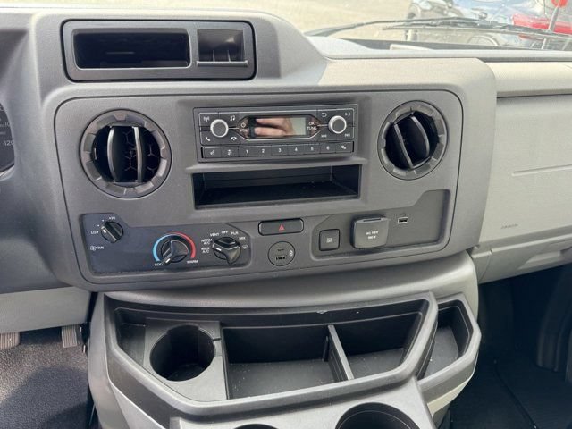 New 2025 Ford E-450 and Econoline 450 Super Duty w/ Power Equipment Group RWD image 15