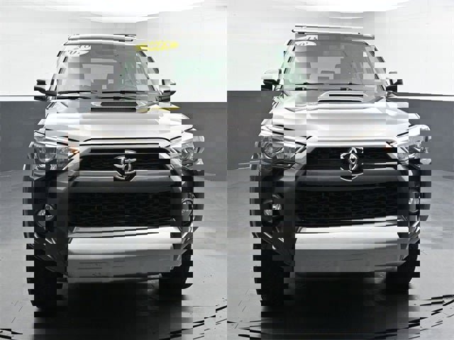 Used 2018 Toyota 4Runner TRD Off-Road image 5