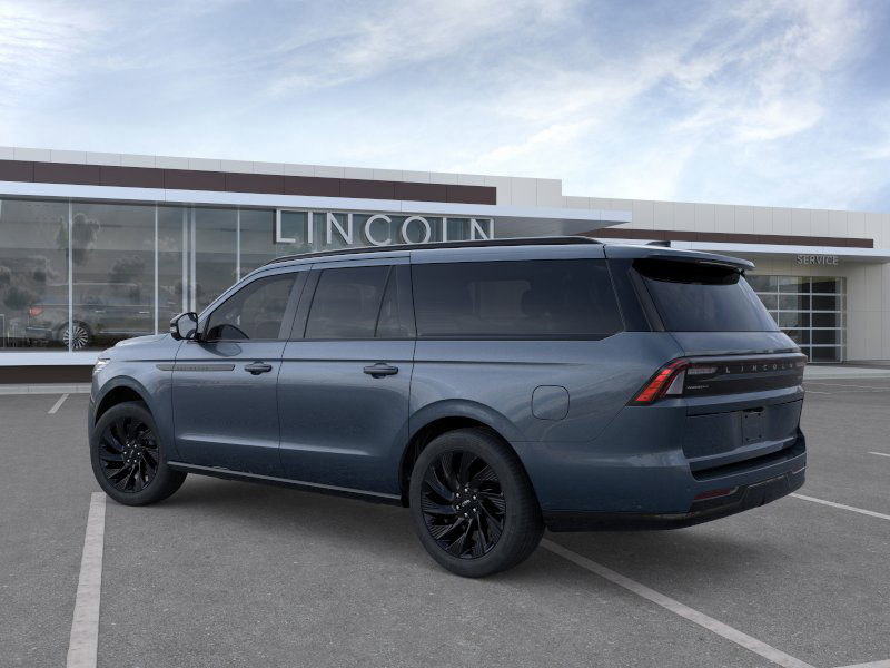 New 2026 Lincoln Navigator L Reserve w/ Jet Appearance Package image 4