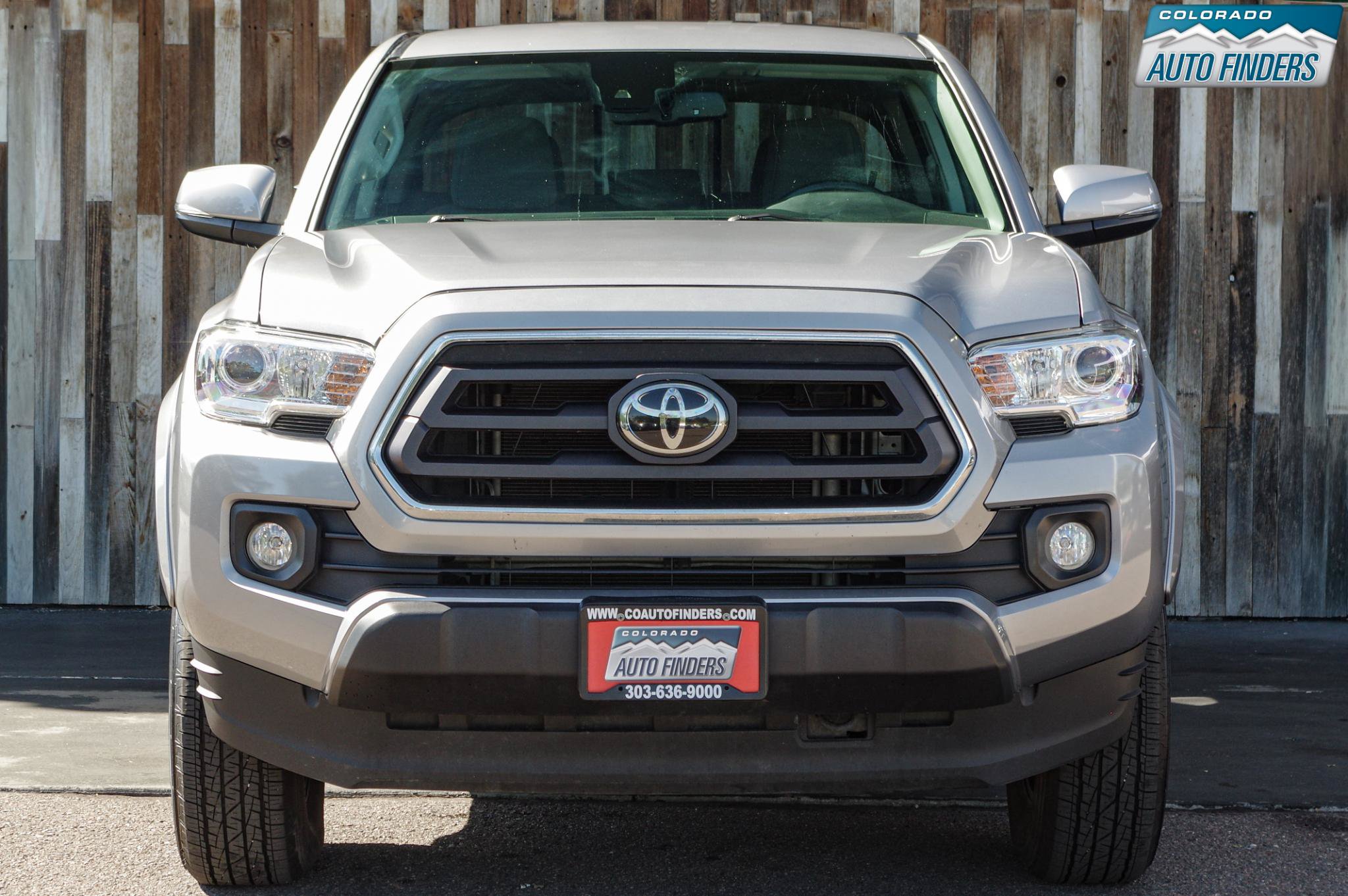 Used 2020 Toyota Tacoma SR5 w/ Technology Package AWD/4WD image 6