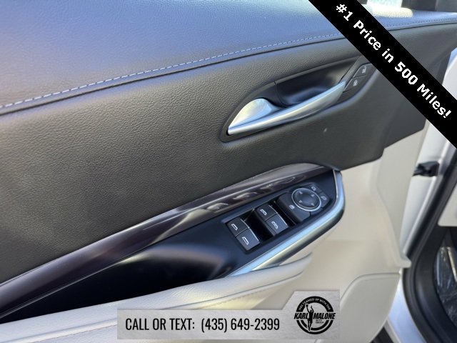 Used 2022 Cadillac XT4 Luxury w/ Cold Weather Package image 10