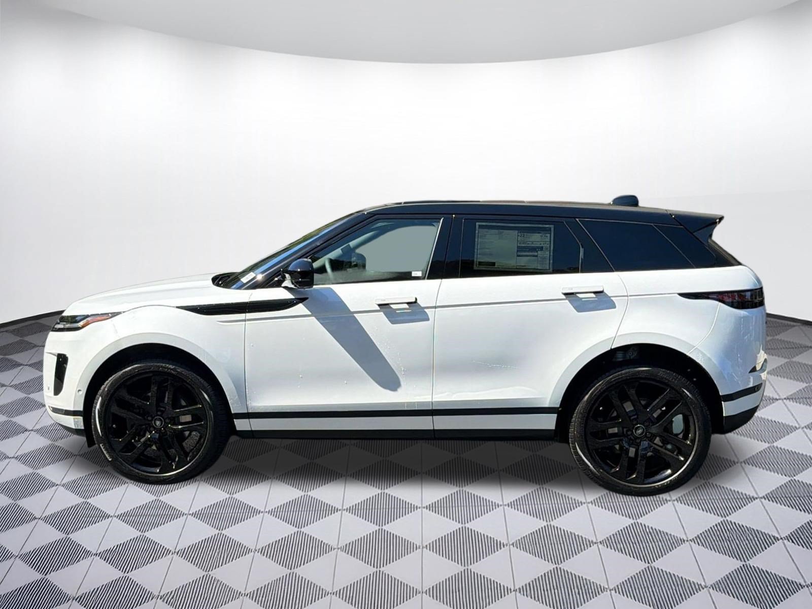 New 2026 Land Rover Range Rover Evoque S AWD/4WD image 2