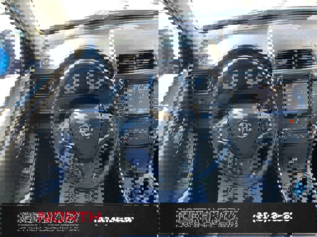 Used 2016 Toyota Camry SE image 13