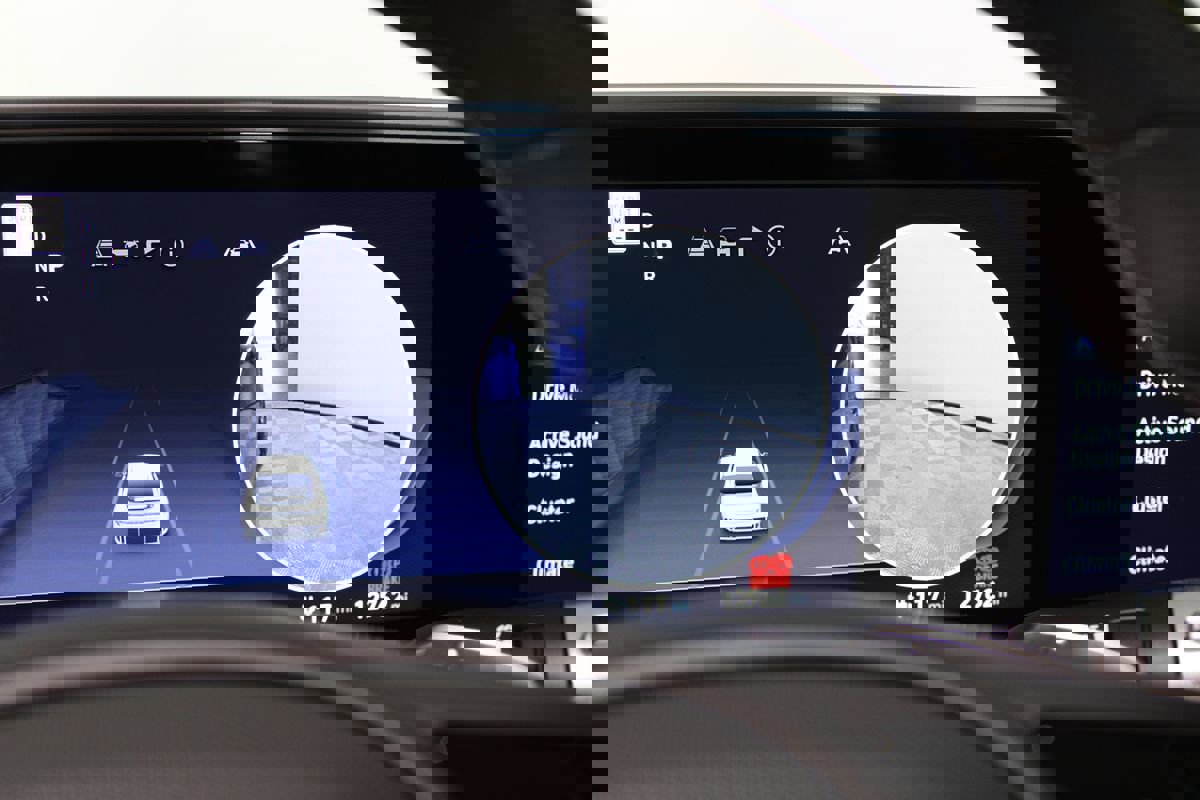 Used 2024 Hyundai Ioniq 6 Limited image 18