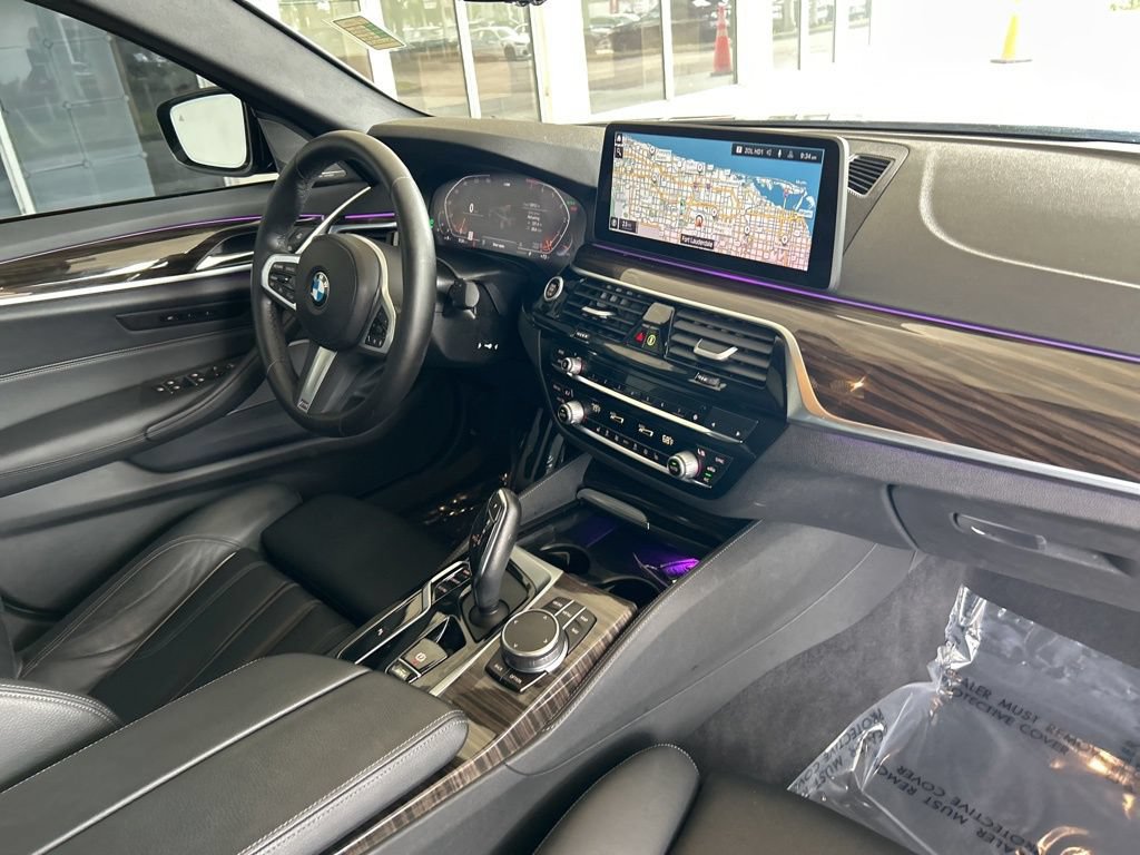 Used 2023 BMW 540i w/ M Sport Package RWD image 24