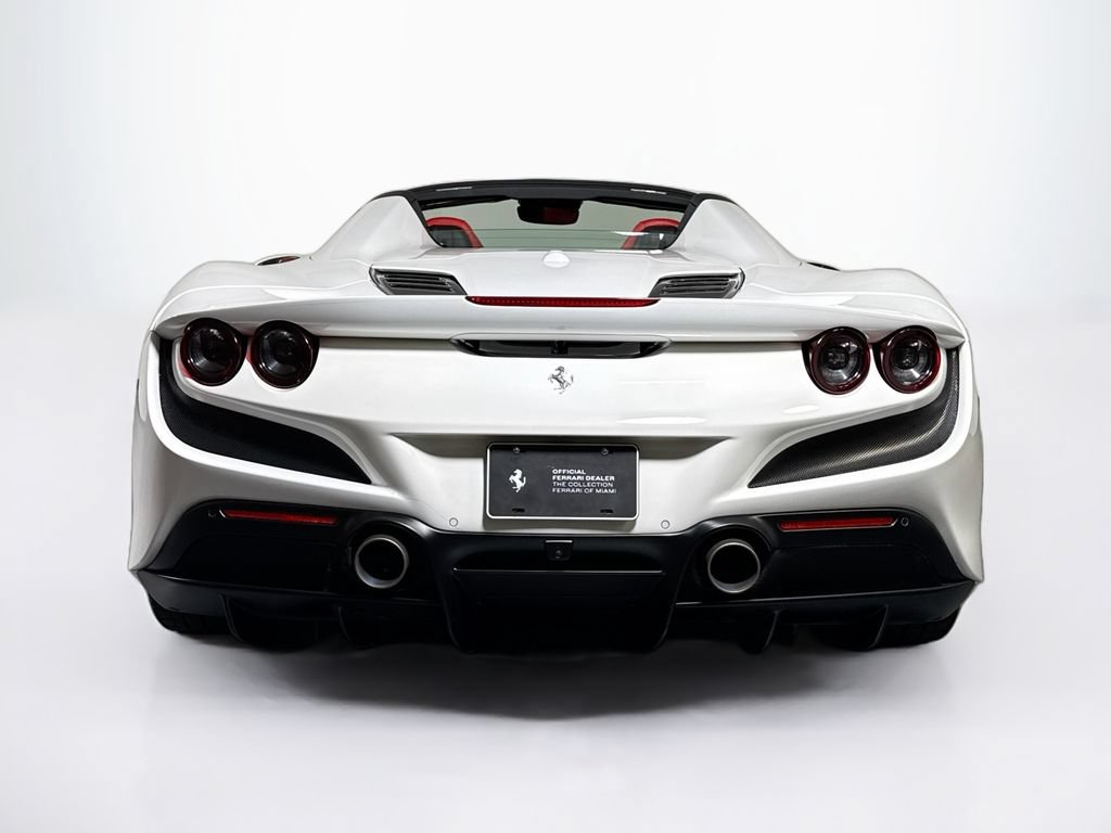 Certified 2022 Ferrari F8 Tributo RWD image 8