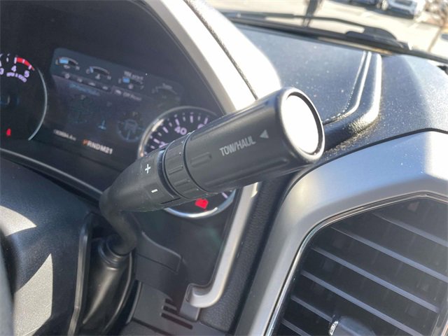 Used 2019 Ford F350 Lariat w/ Chrome Package image 28