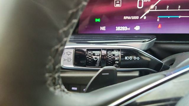 Used 2025 Cadillac Escalade Sport w/ Touring Package image 48