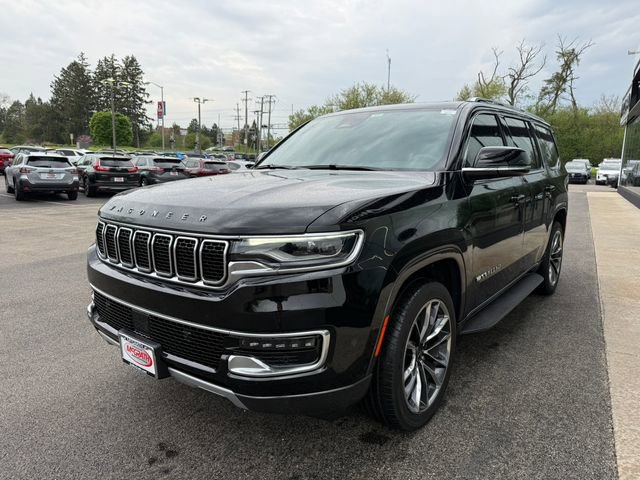 Used 2022 Jeep Wagoneer Series II w/ Premium Group I AWD/4WD image 5