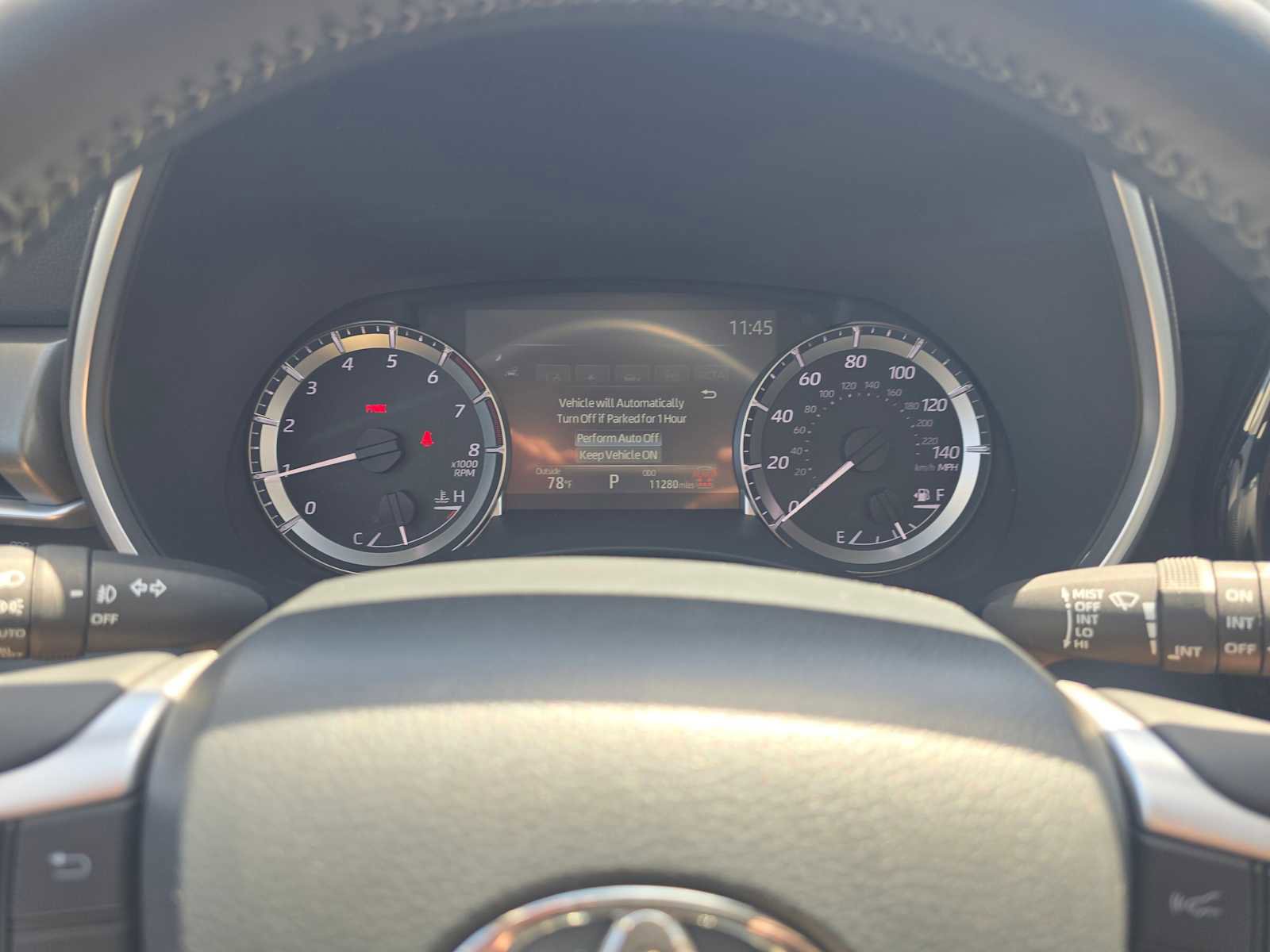 Certified 2025 Toyota Highlander XLE FWD image 25