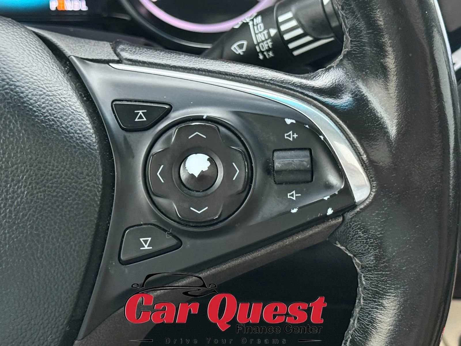 Used 2019 Buick Envision Essence image 29