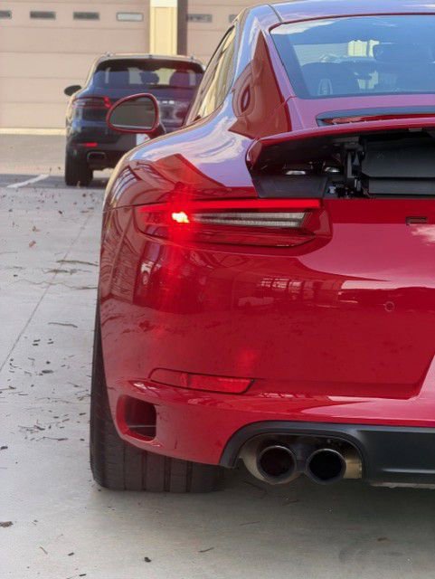 Used 2018 Porsche 911 Carrera image 14