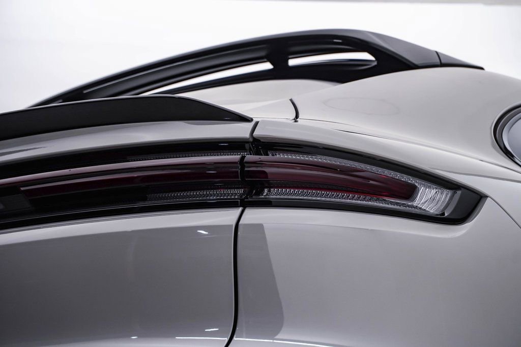 New 2025 Porsche Cayenne Turbo image 13