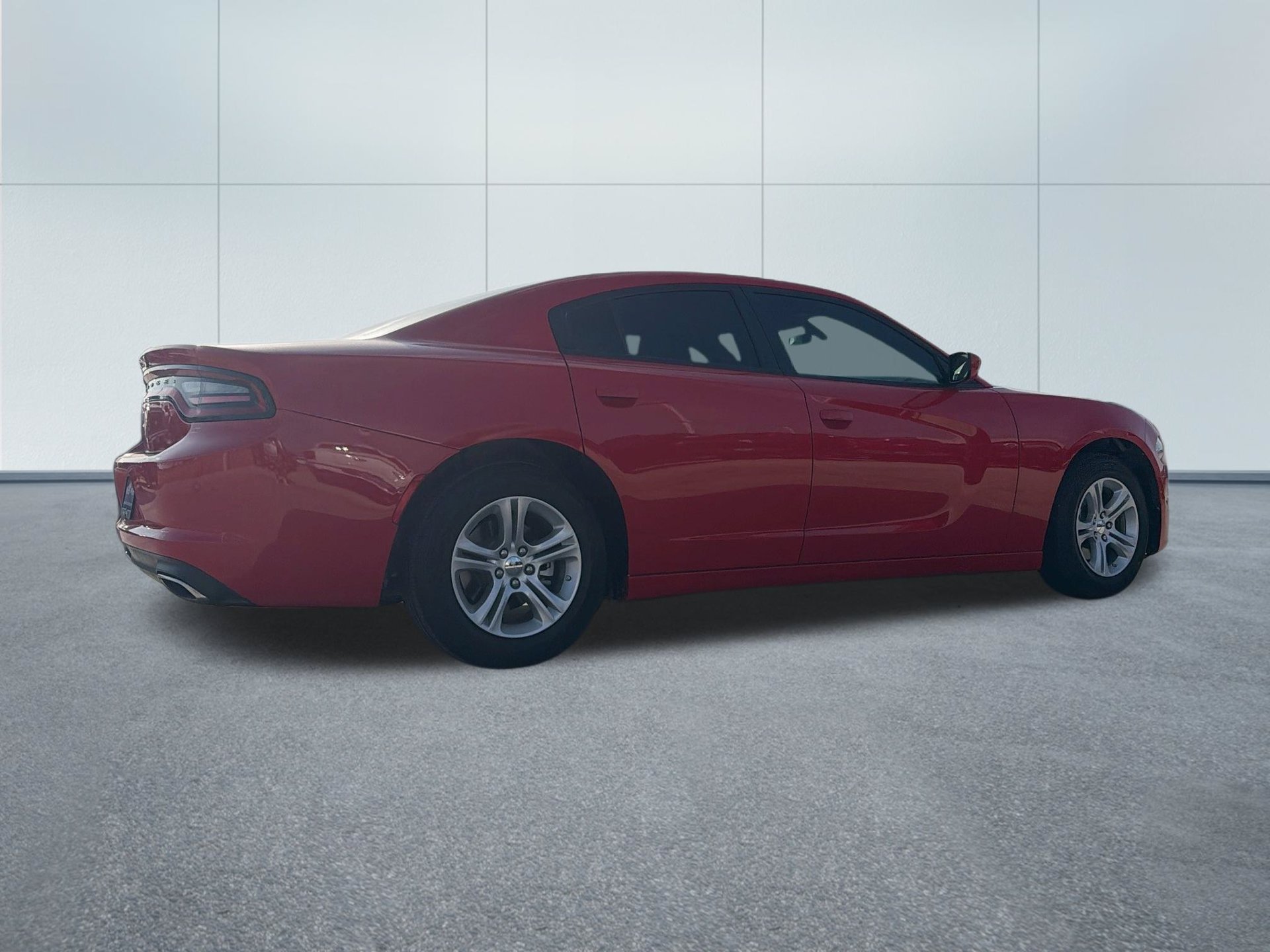 Used 2022 Dodge Charger SXT RWD image 5