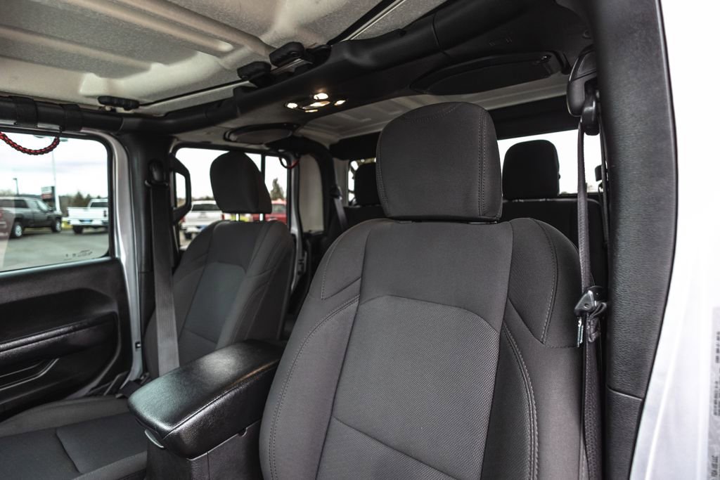 Used 2023 Jeep Gladiator Sport image 24