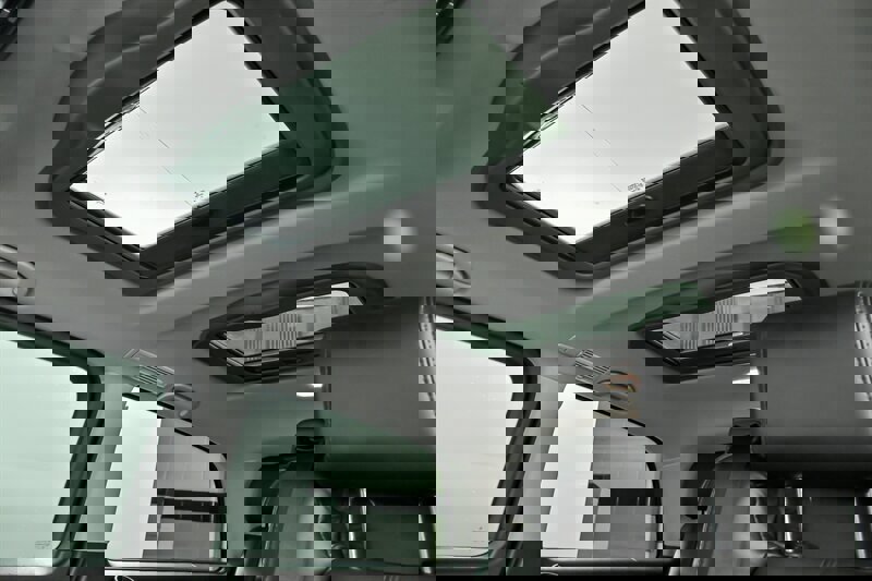 Used 2016 Mercedes-Benz Metris Passenger w/ Active Safety Plus Package image 19