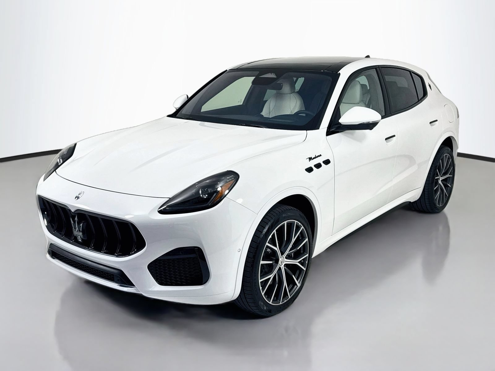 New 2026 Maserati Grecale Modena AWD/4WD image 3