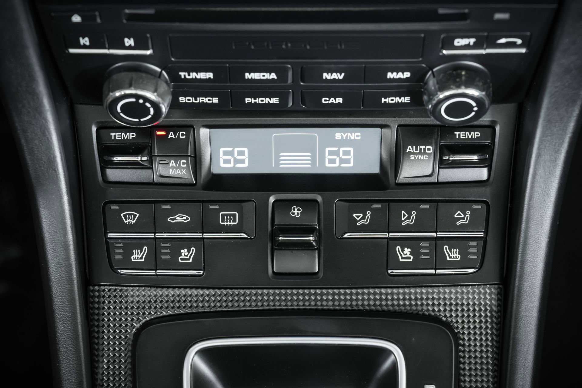 Used 2018 Porsche 911 Targa 4 GTS image 30