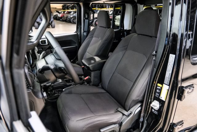 Used 2023 Jeep Gladiator Sport AWD/4WD image 53